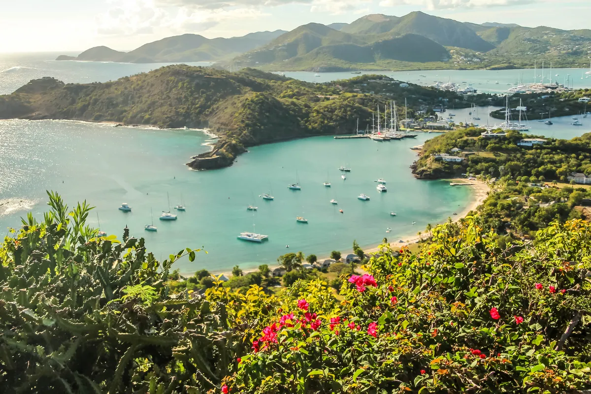 บรรยากาศย่านมาโมราเบย์ (Mamora Bay) ในอิงลิชฮาร์เบอร์
