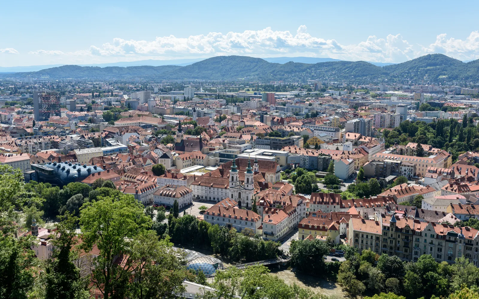 เมืองเก่ากราซและเนิน Schlossberg