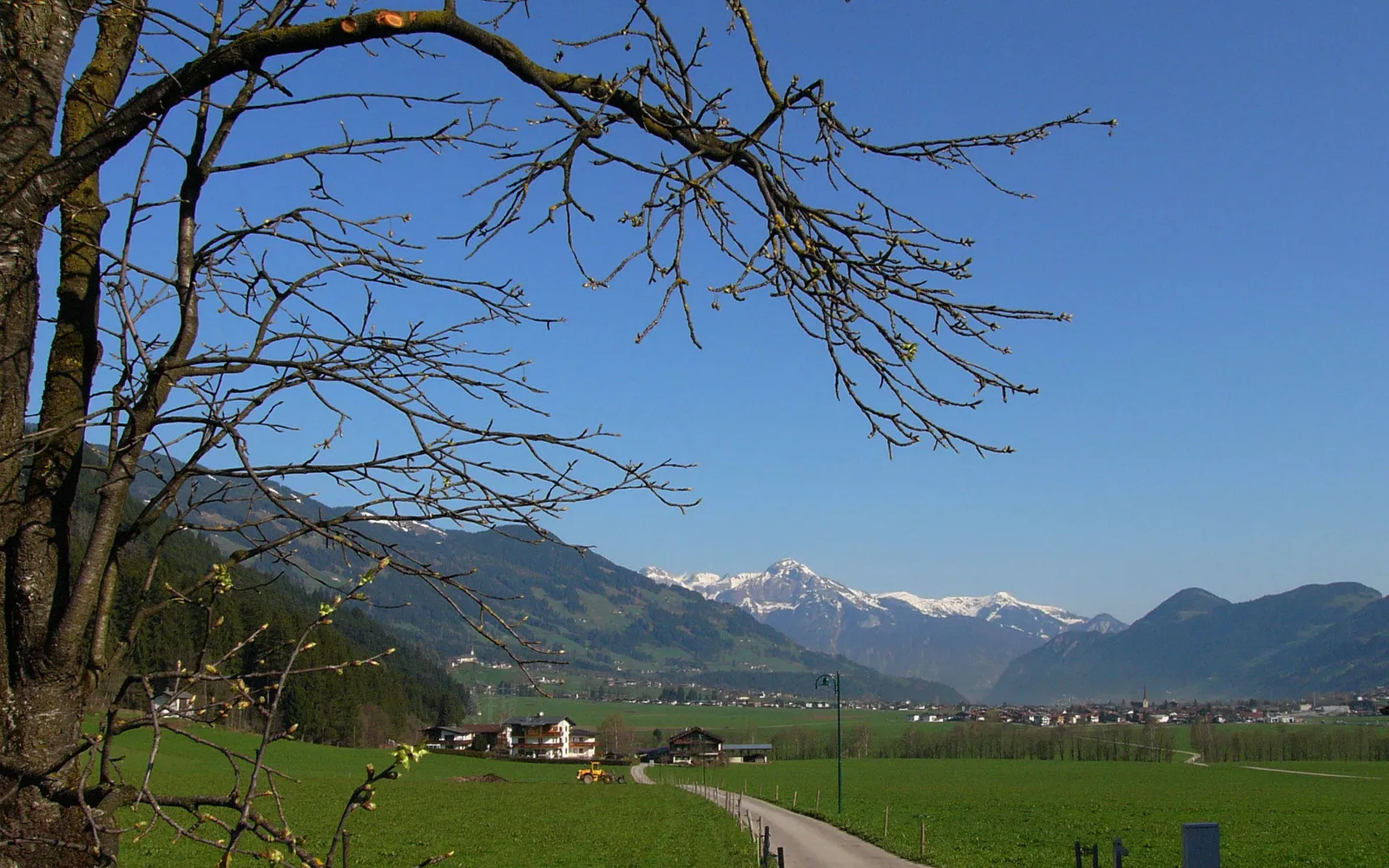 หุบเขา Zillertal และธารน้ำแข็ง Hintertux