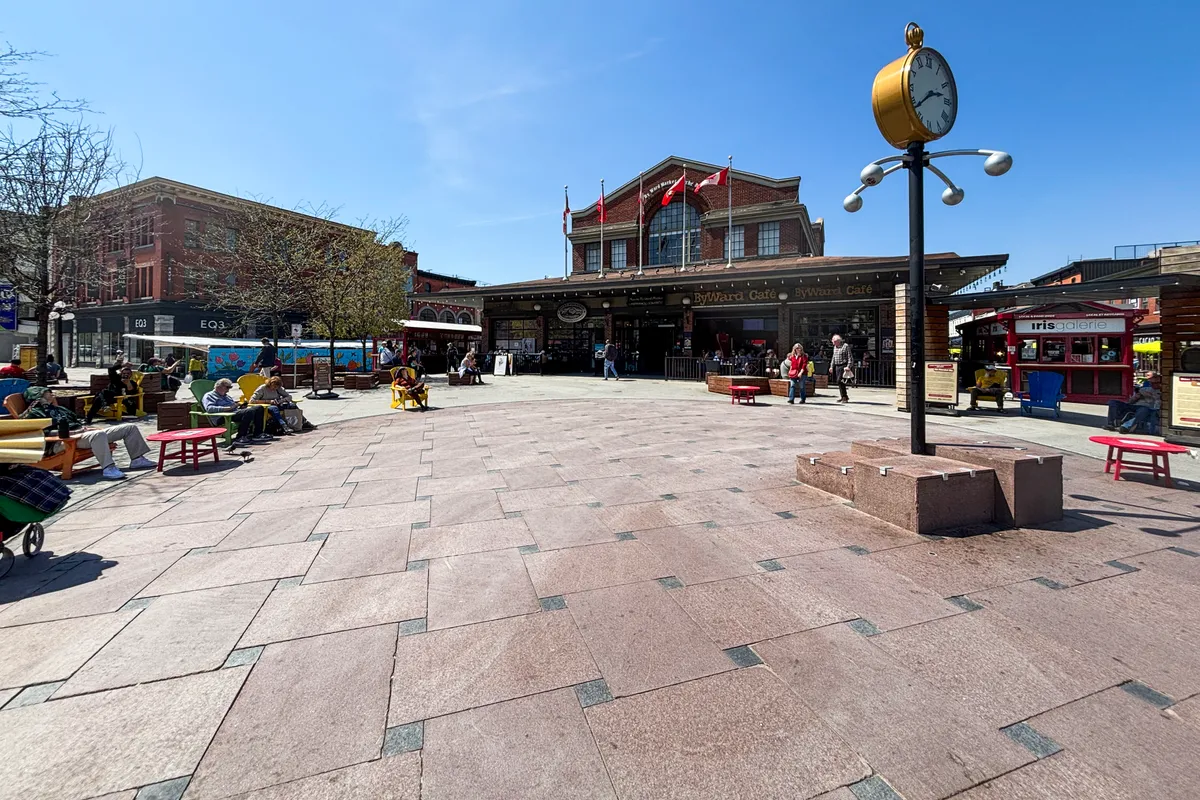 บรรยากาศย่านดาวน์ทาวน์ & ByWard Market ในออตตาวา