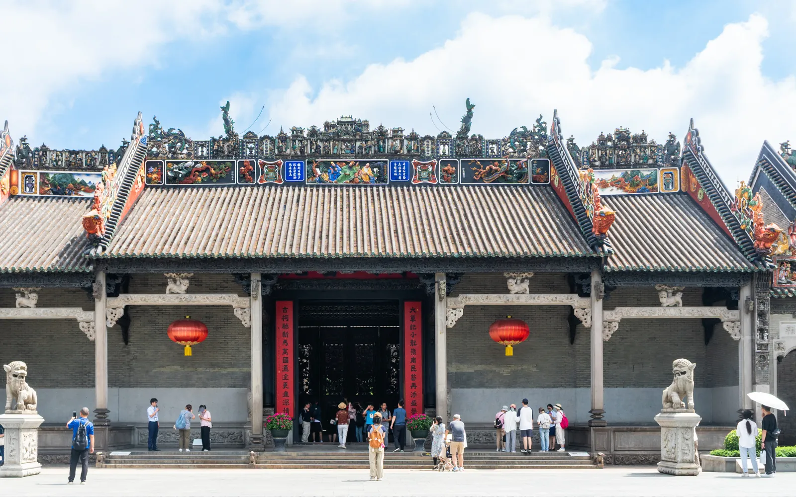 The traditional Cantonese architecture of the Chen Clan Ancestral Hall with its colourful ceramic-decorated roof