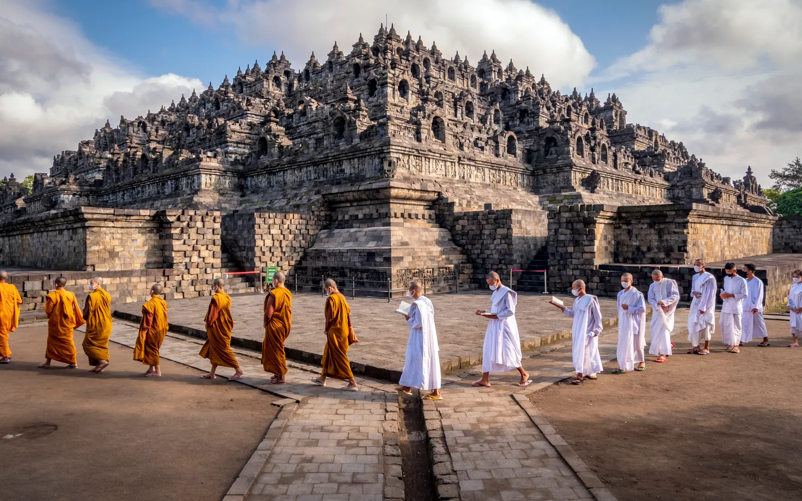ที่เที่ยวยอกยาการ์ตา: 8 สถานที่ไม่ควรพลาด
