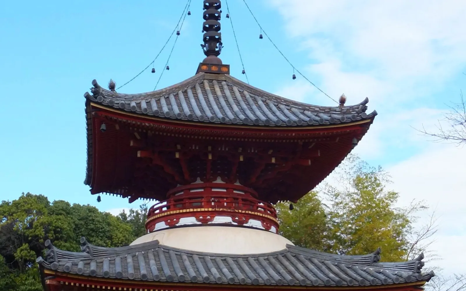 The Sanmon gate of Kitain Temple in Kawagoe surrounded by large mature trees