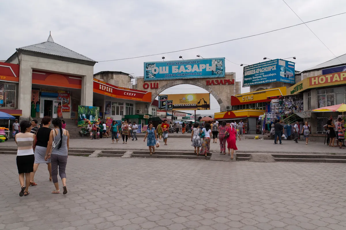 บรรยากาศย่านบิชเคกตอนใต้ (South Bishkek) ในบิชเคก