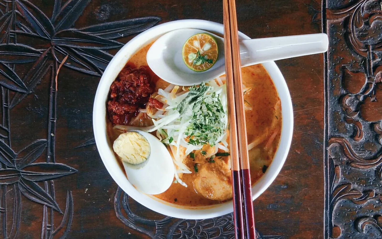 ของกิน/อาหารกูชิง — 6 เมนูเด็ดที่ต้องกินในเมืองแห่งรสชาติบอร์เนียว