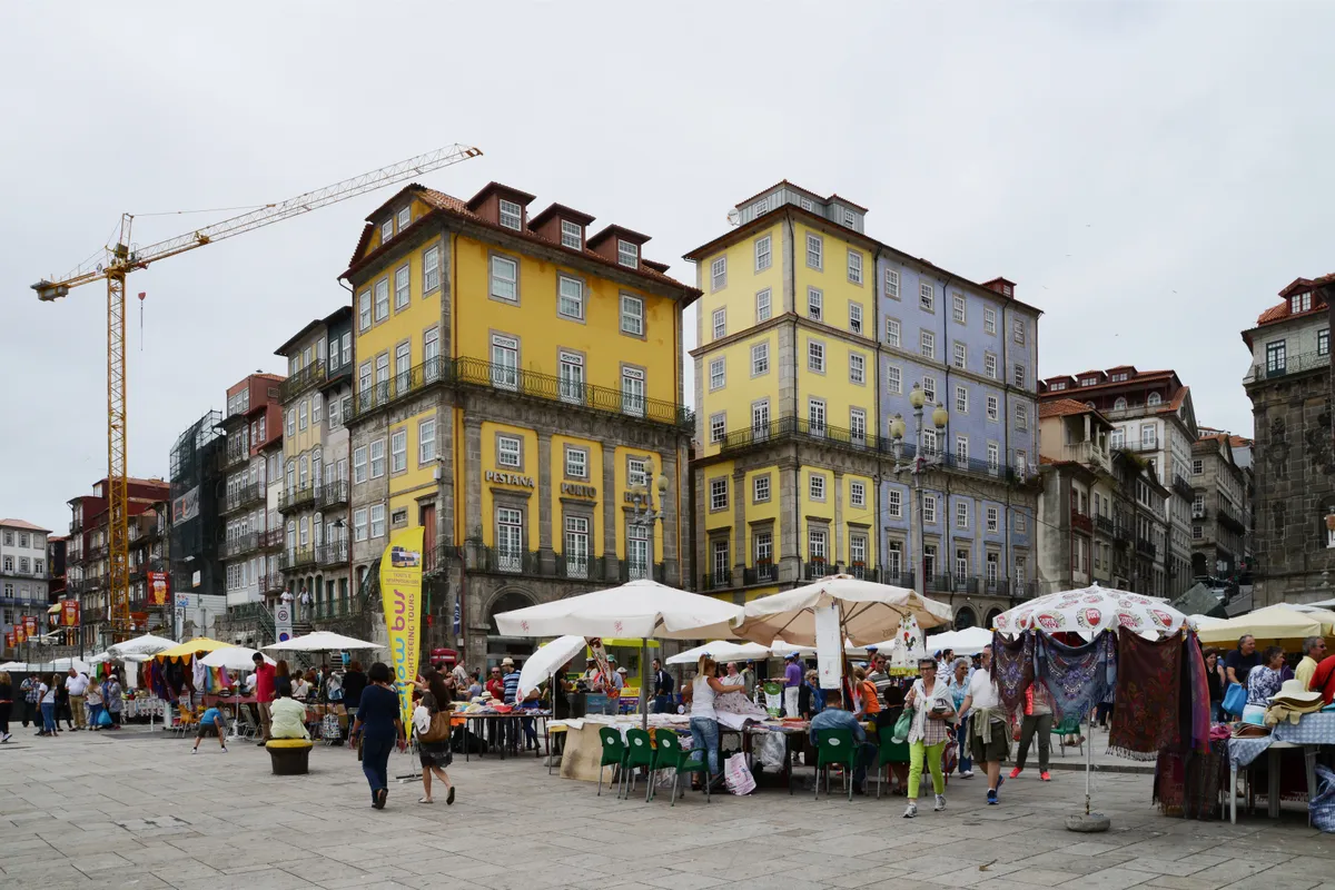 บรรยากาศย่านRibeira (ริมแม่น้ำ) ในปอร์ตู