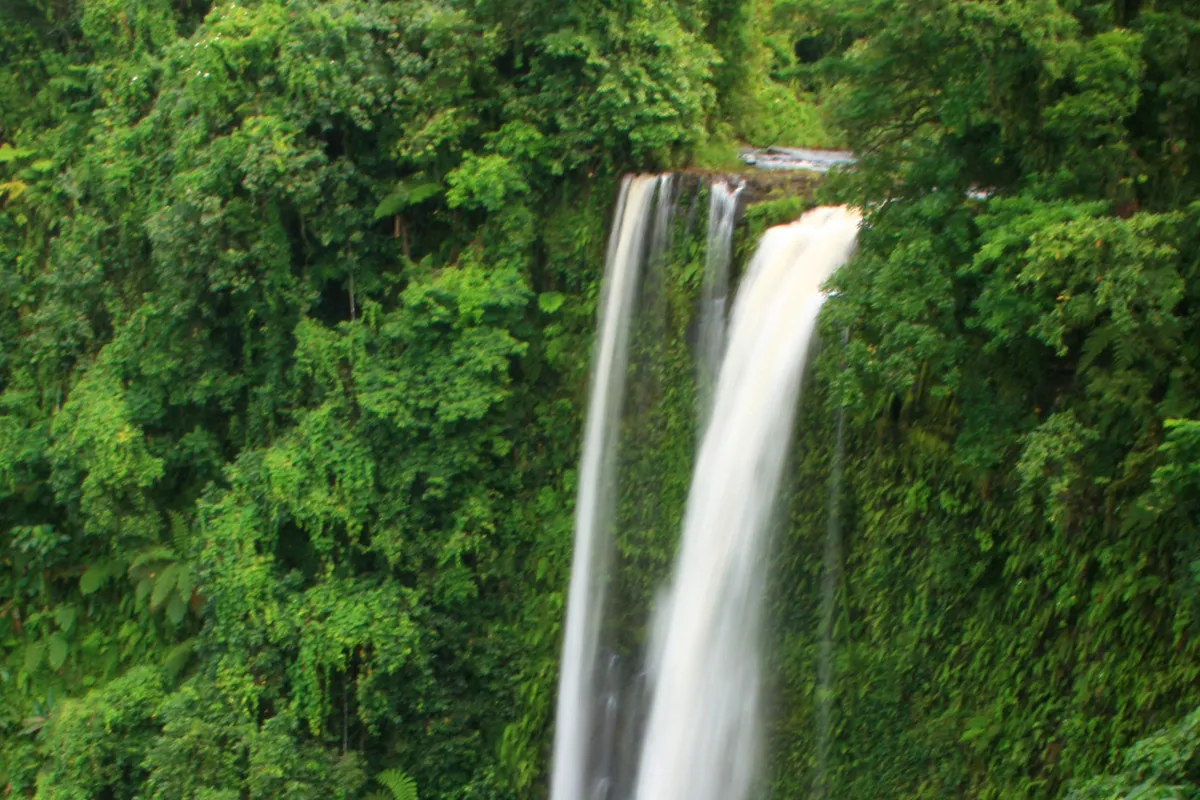 บรรยากาศย่านเลปา / โลโตฟากา (Lepa/Lotofaga) ในลาโลมานู