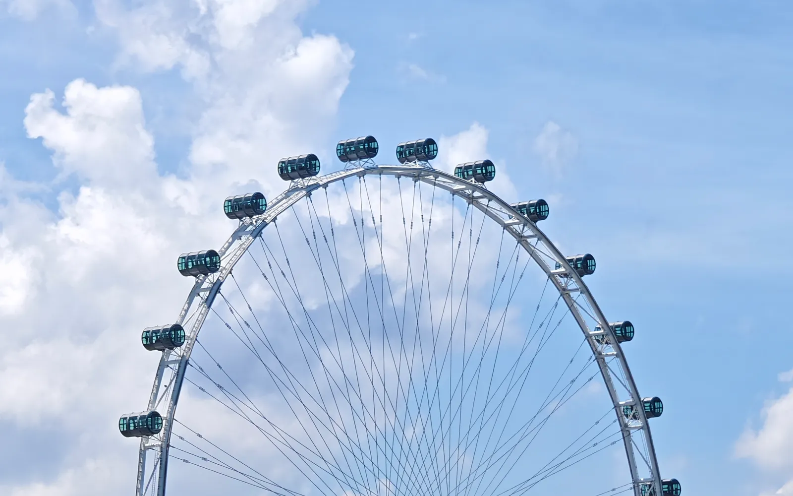 Singapore Flyer observation wheel