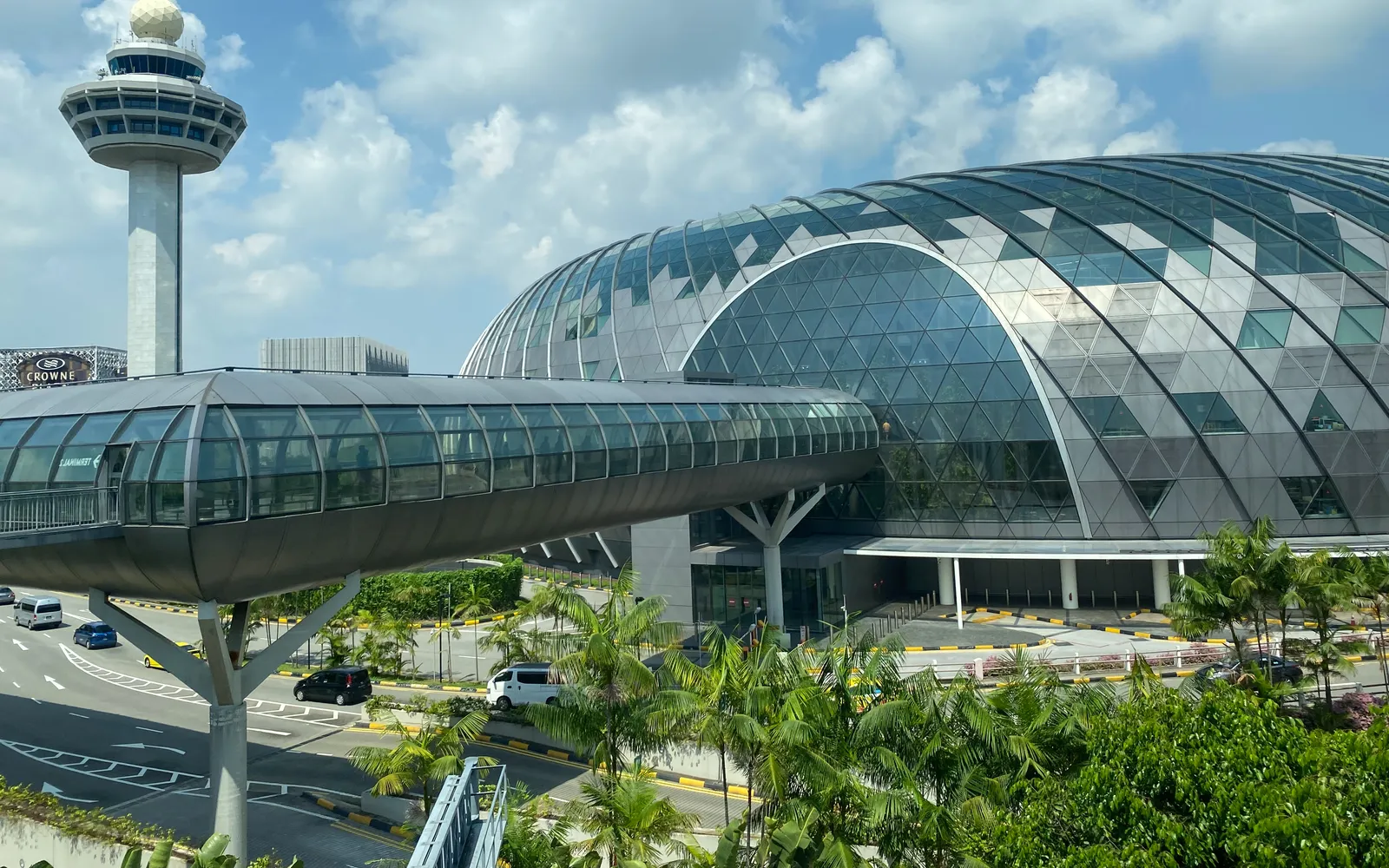 Rain Vortex at Jewel Changi