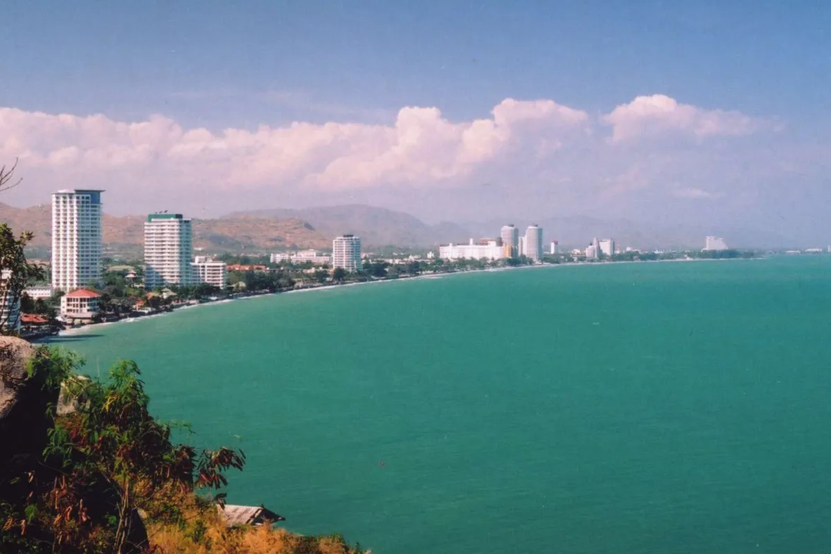 บรรยากาศย่านริมหาดหัวหิน ในหัวหิน