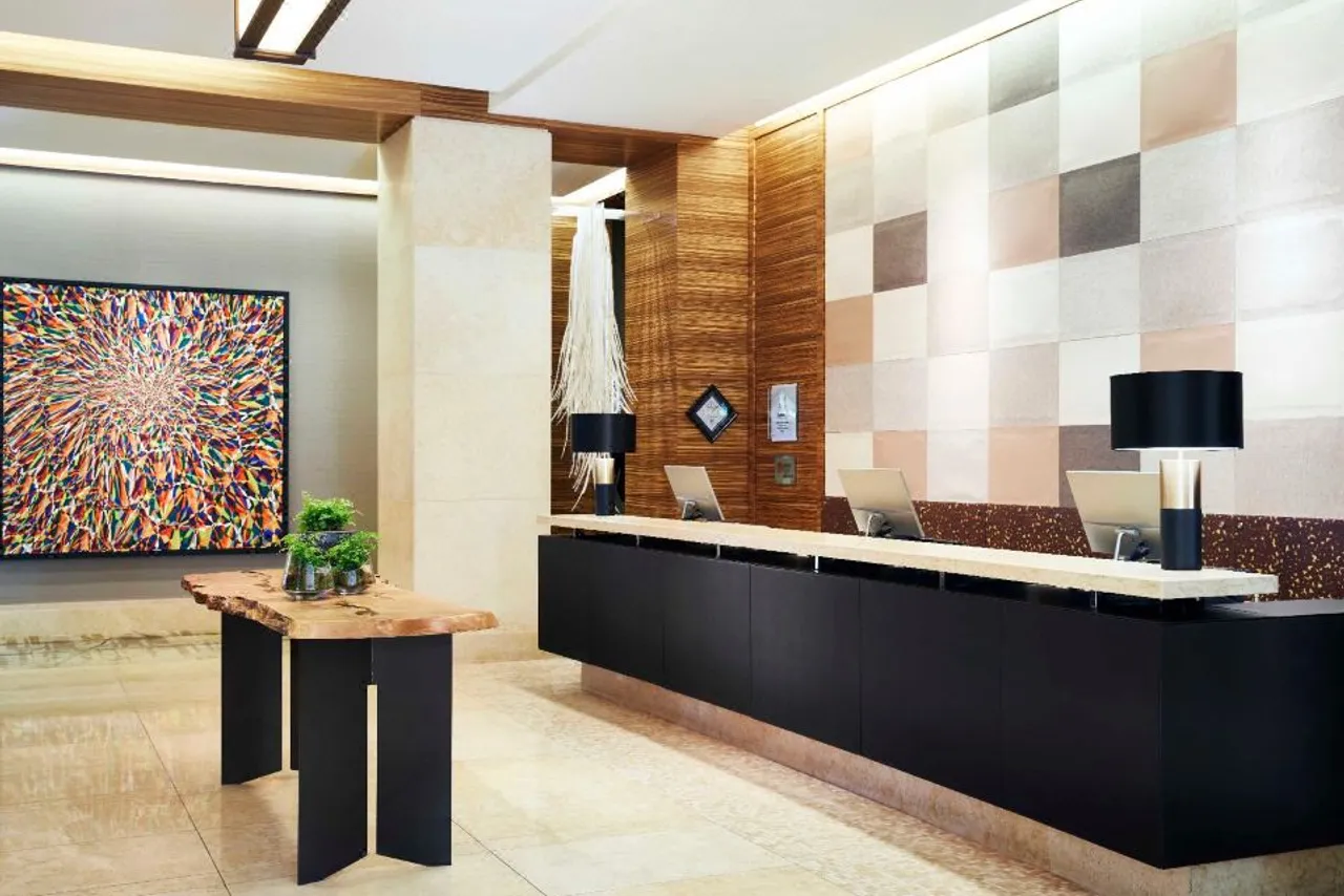 1 Hotel Seattle — rooms and atmosphere
