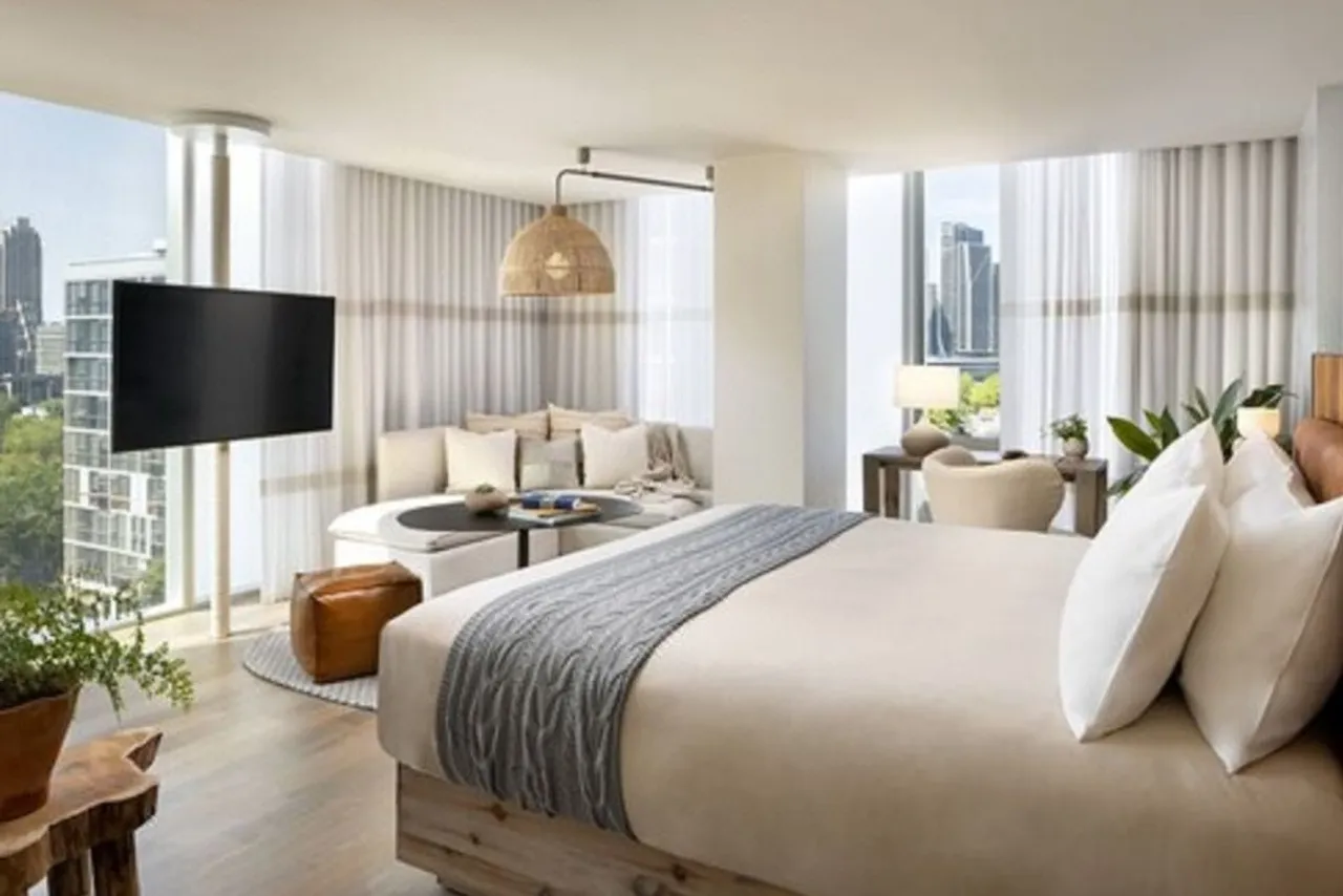1 Hotel Toronto — rooms and atmosphere