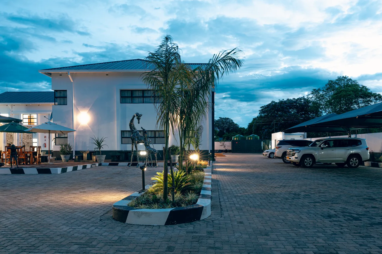 10 on Pauling Hotel — บูลาวาโย