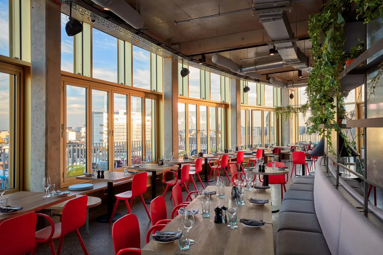25hours Hotel The Circle — ภาพห้องพักและบรรยากาศ