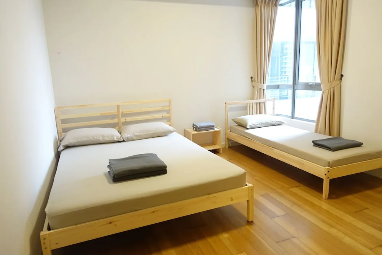 2Hampshire Backpacker Hostel — rooms and atmosphere