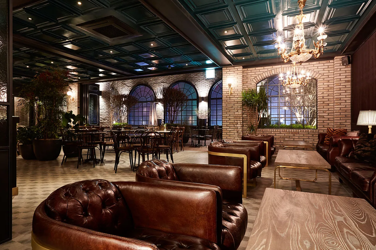 9 Brick Hotel — rooms and atmosphere