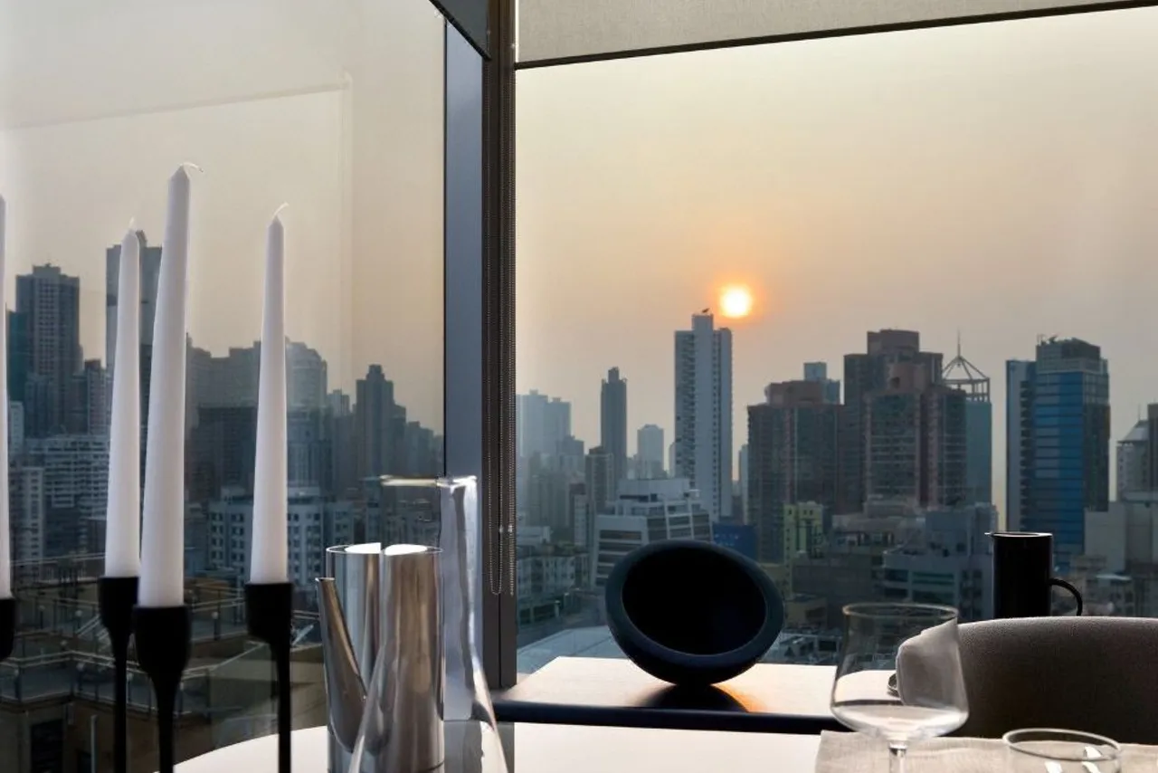 99 Bonham — rooms and atmosphere
