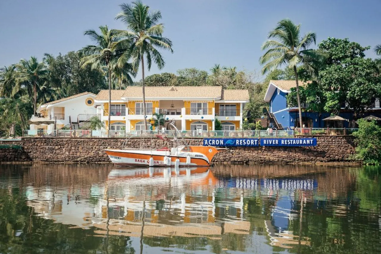 Acron Waterfront Resort — rooms and atmosphere