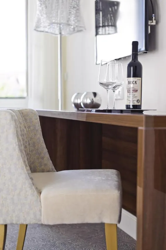 Adele Boutique Hotel — ภาพห้องพักและบรรยากาศ