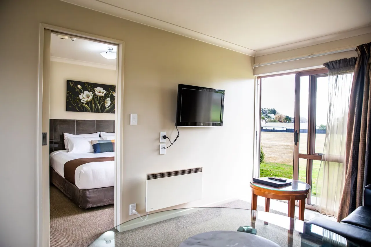 Admirals Motor Inn — ภาพห้องพักและบรรยากาศ