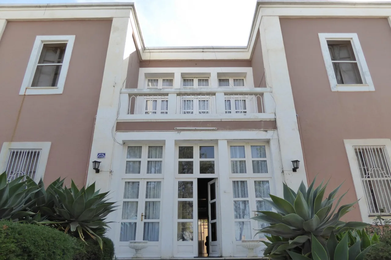 Africa Pension — rooms and atmosphere