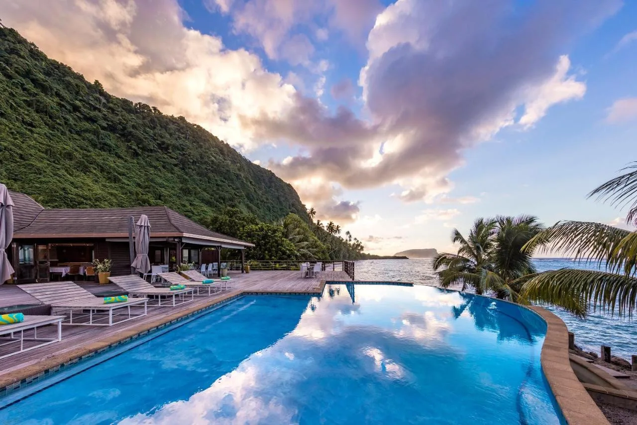 Aga Reef Resort and Spa — ลาโลมานู
