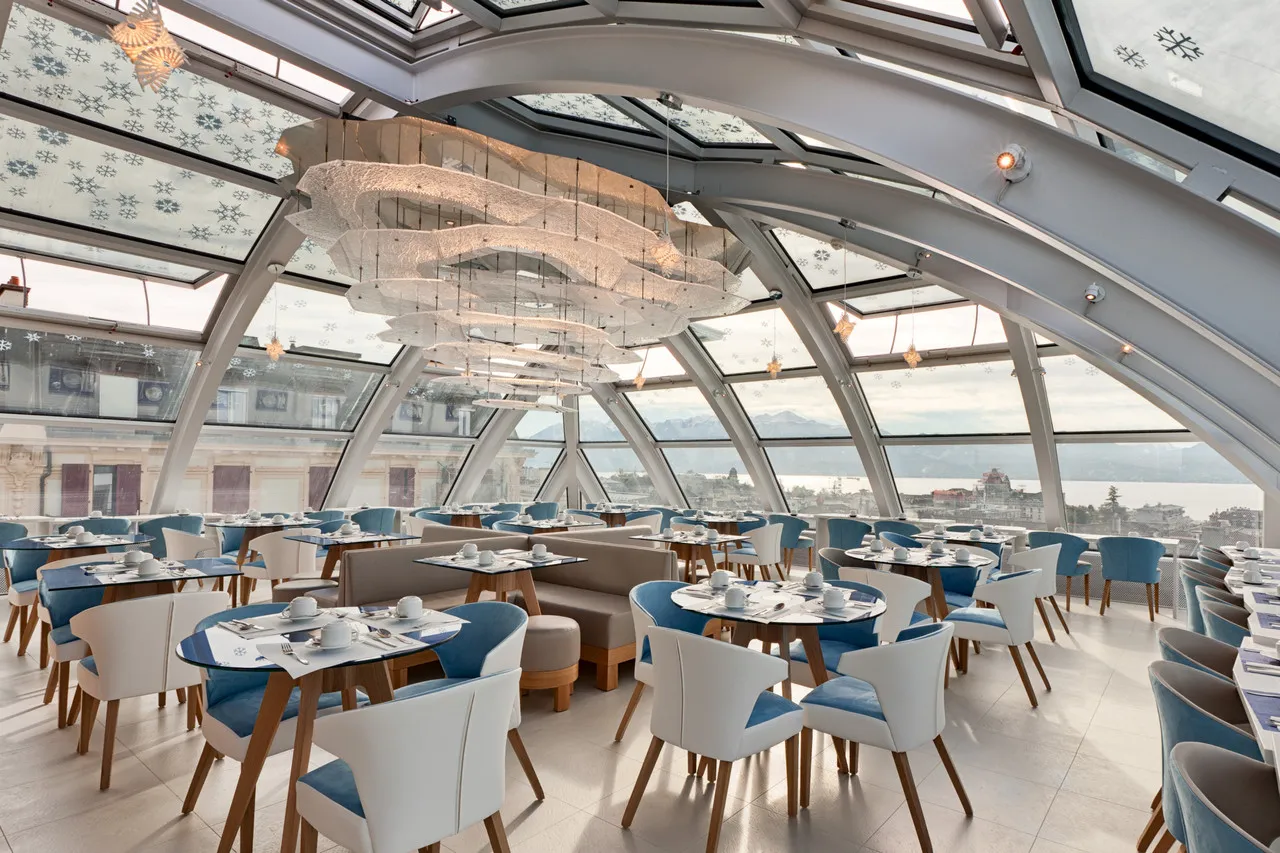 Agora Swiss Night by Fassbind — rooms and atmosphere