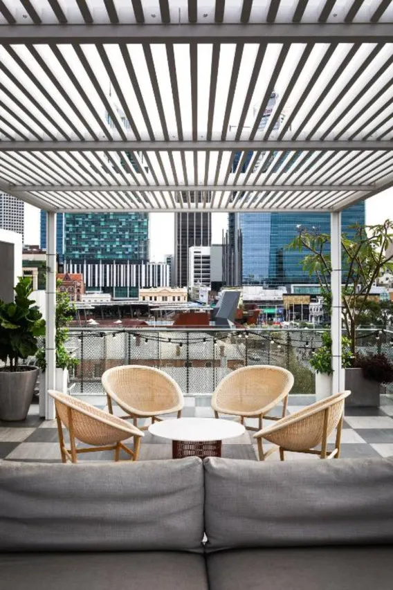 Alex Hotel — rooms and atmosphere