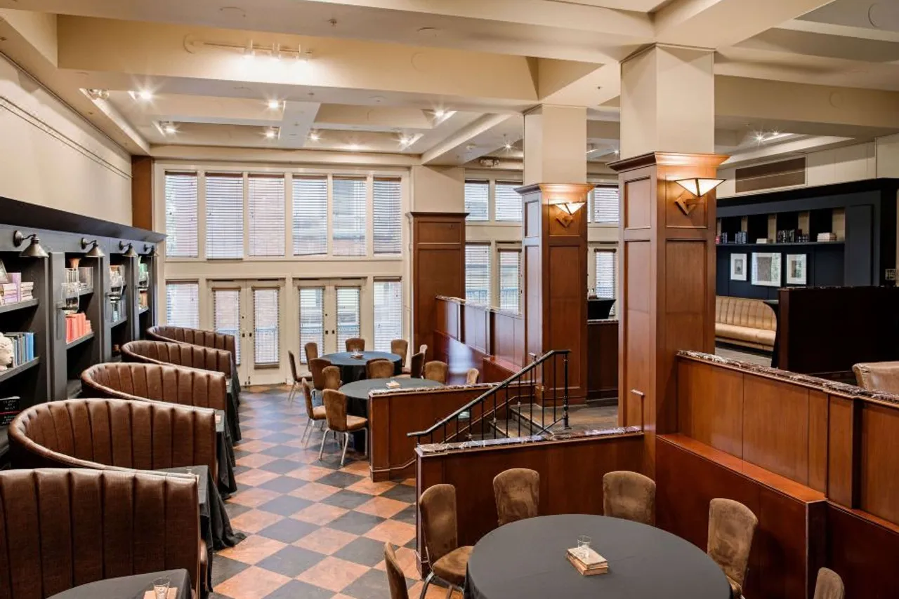 The Alexis Royal Sonesta Hotel Seattle — rooms and atmosphere
