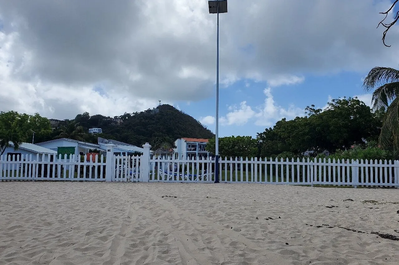 Allamanda Beach Resort — rooms and atmosphere