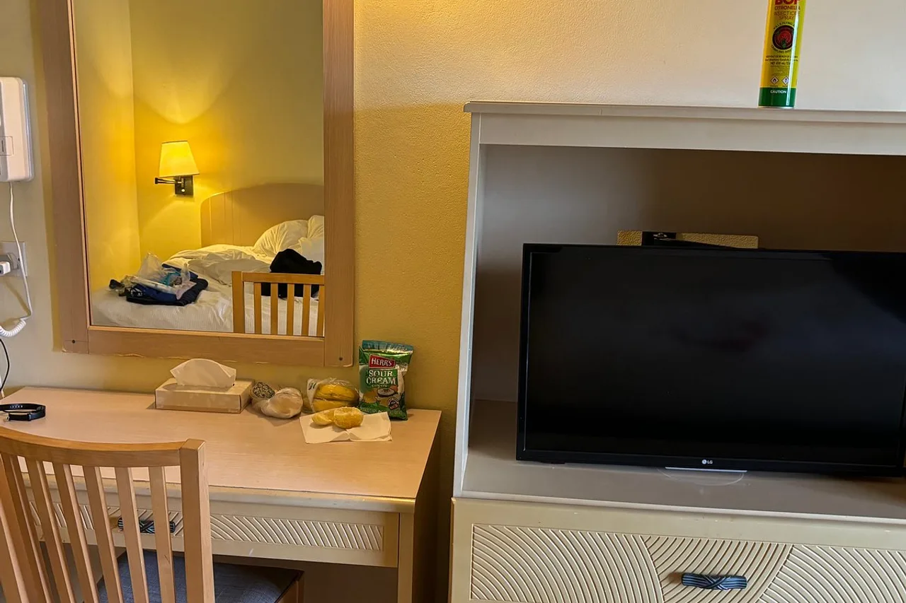 Allamanda Beach Resort — rooms and atmosphere