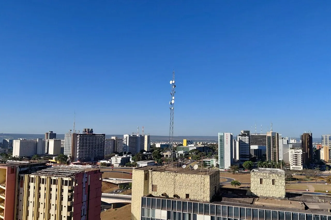 Allia Gran Hotel Brasília Suites — rooms and atmosphere