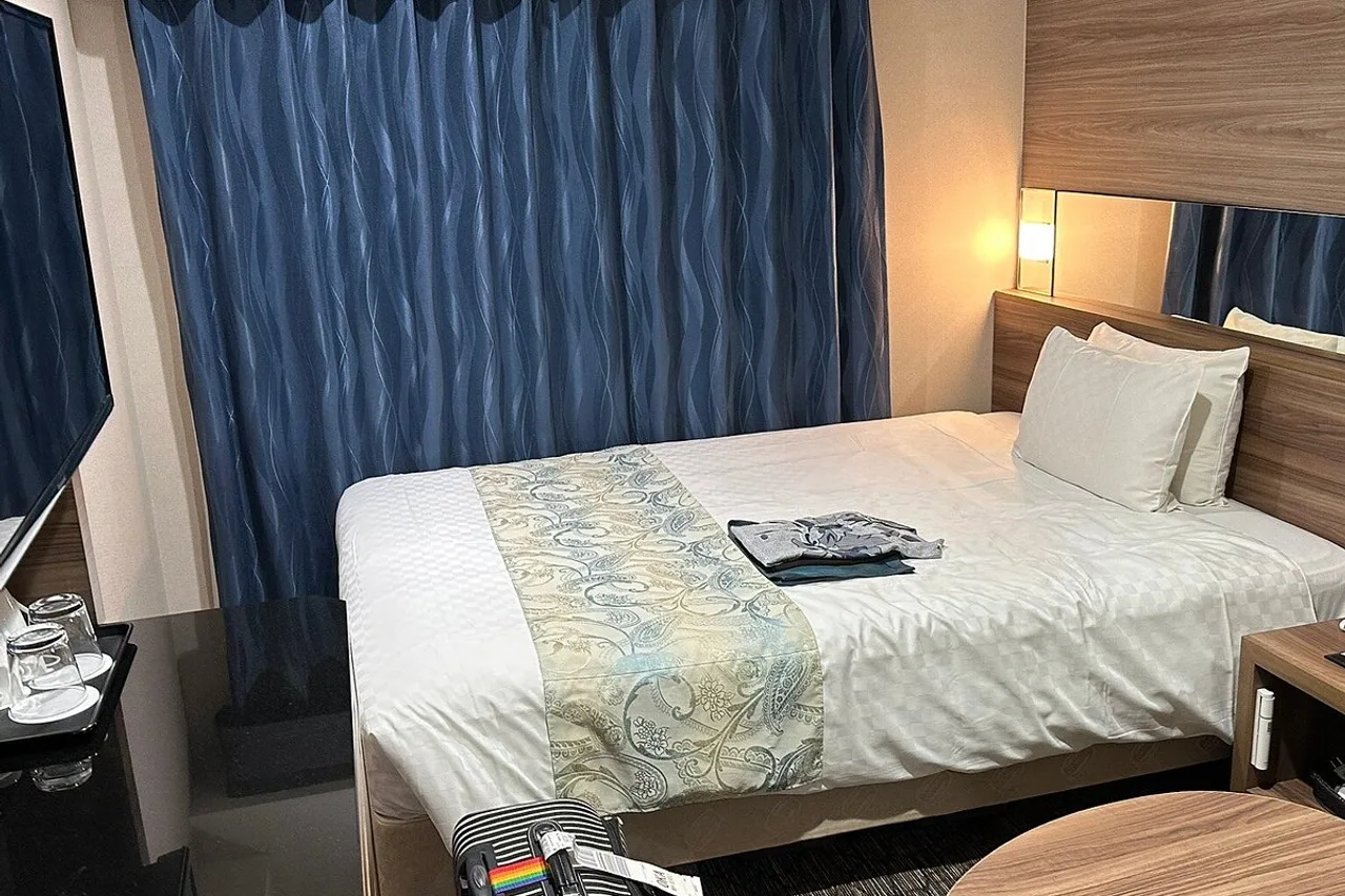 Almont Hotel Naha Kenchomae — rooms and atmosphere