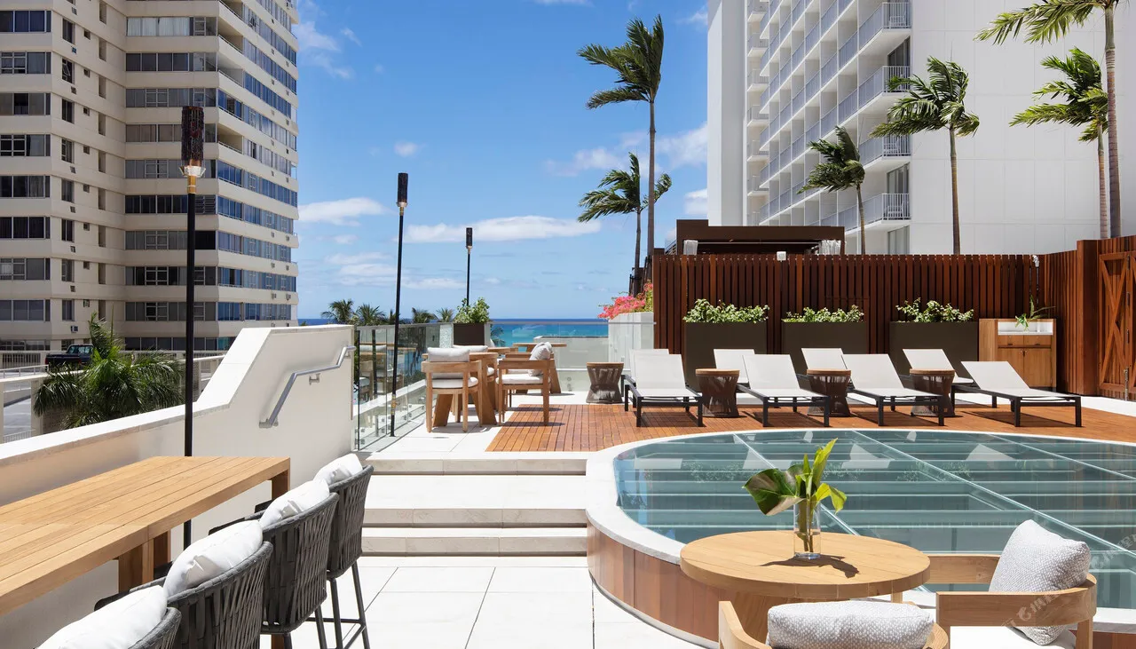 Alohilani Resort Waikiki Beach — ภาพห้องพักและบรรยากาศ
