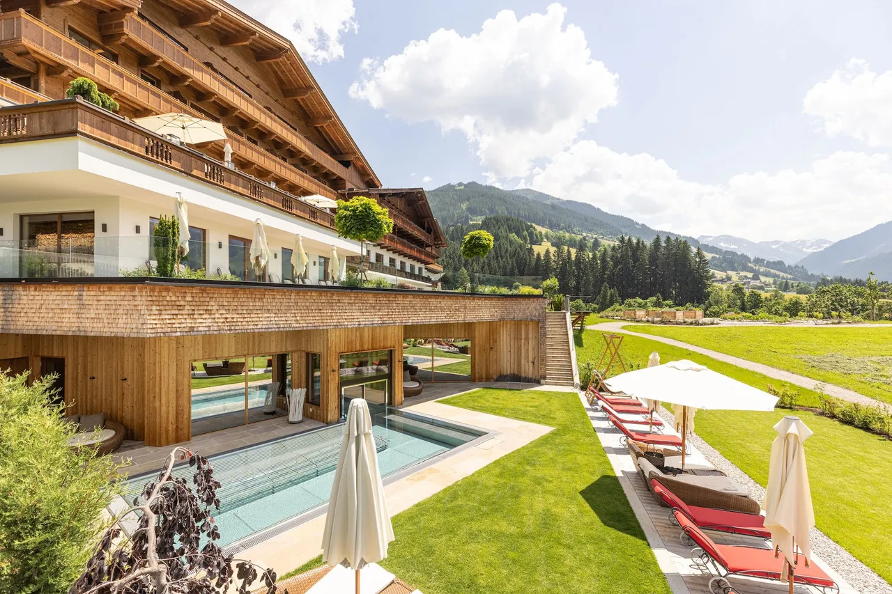 Alpbacherhof Mountain & Spa Resort — ภาพห้องพักและบรรยากาศ