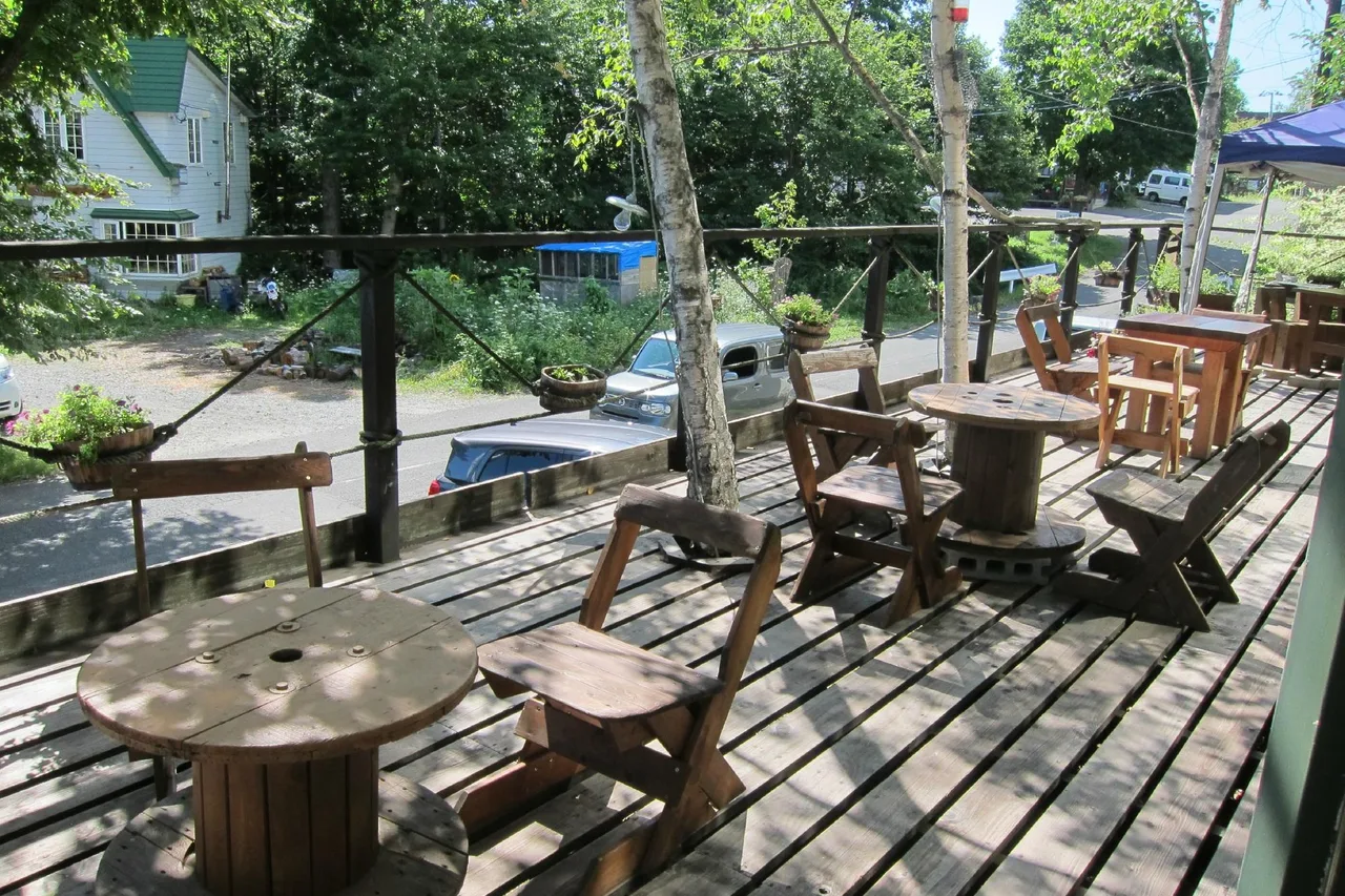 Alpine Backpackers — rooms and atmosphere