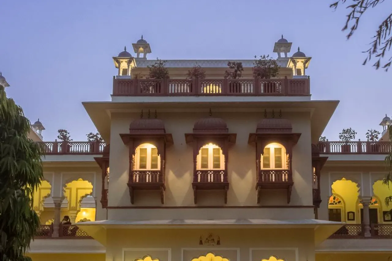 Alsisar Haveli — rooms and atmosphere