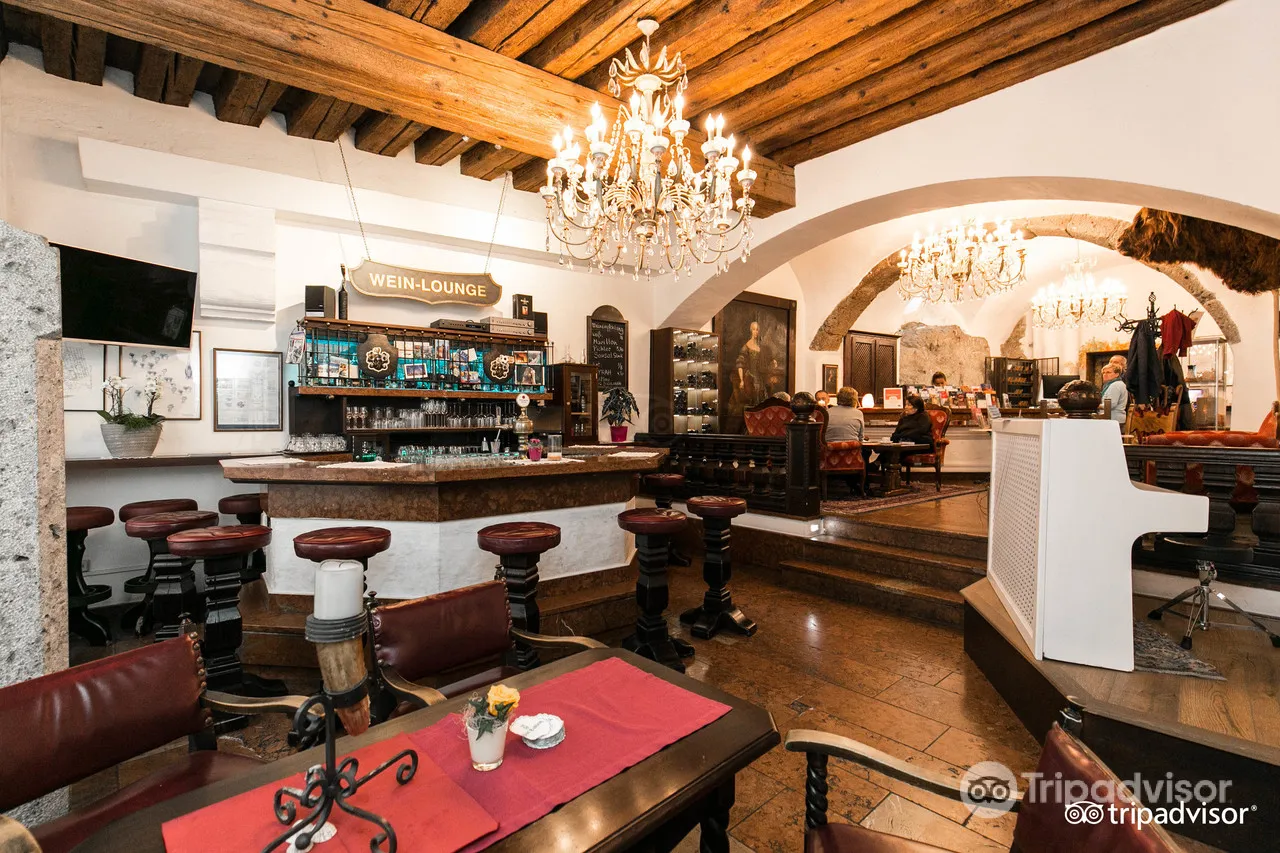 Altstadt Hotel Stadtkrug — ภาพห้องพักและบรรยากาศ