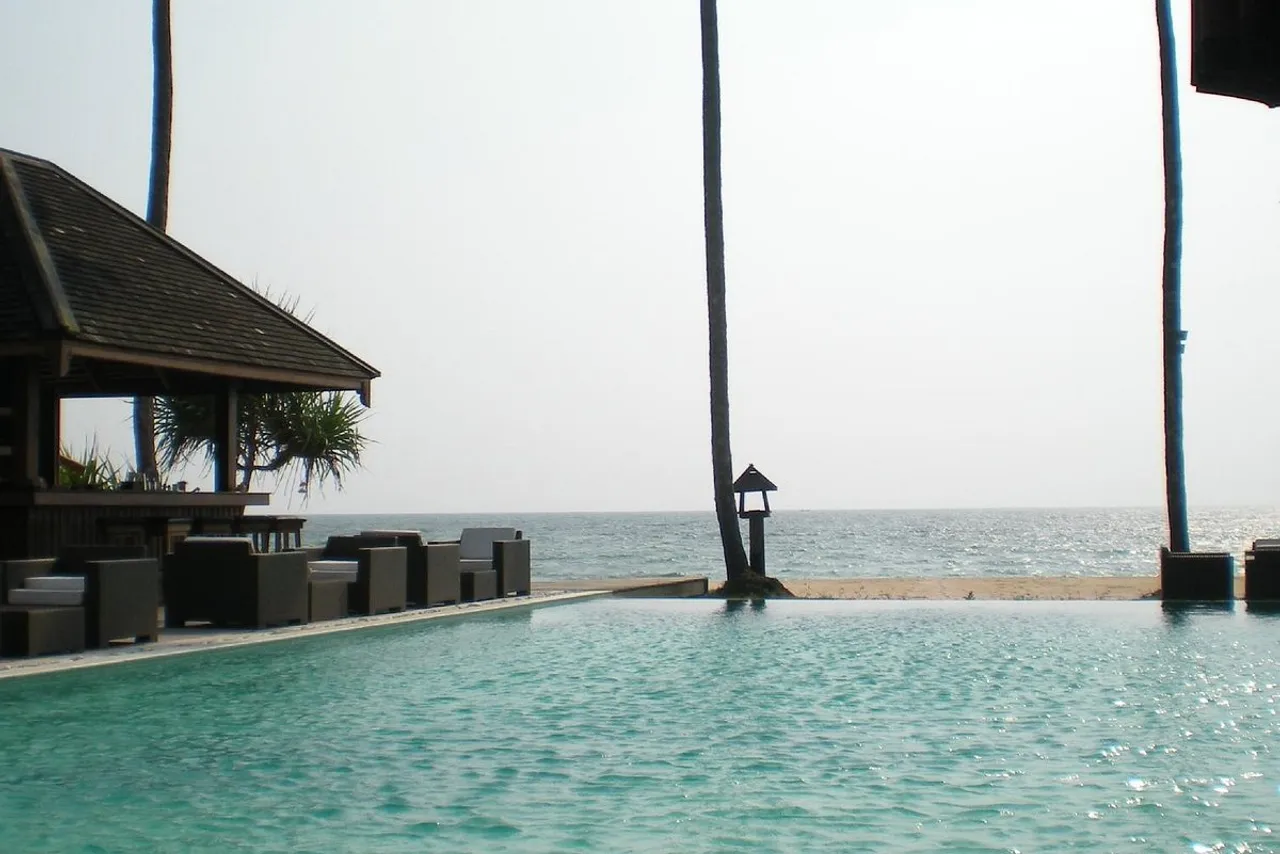 Amara Ocean Resort — rooms and atmosphere