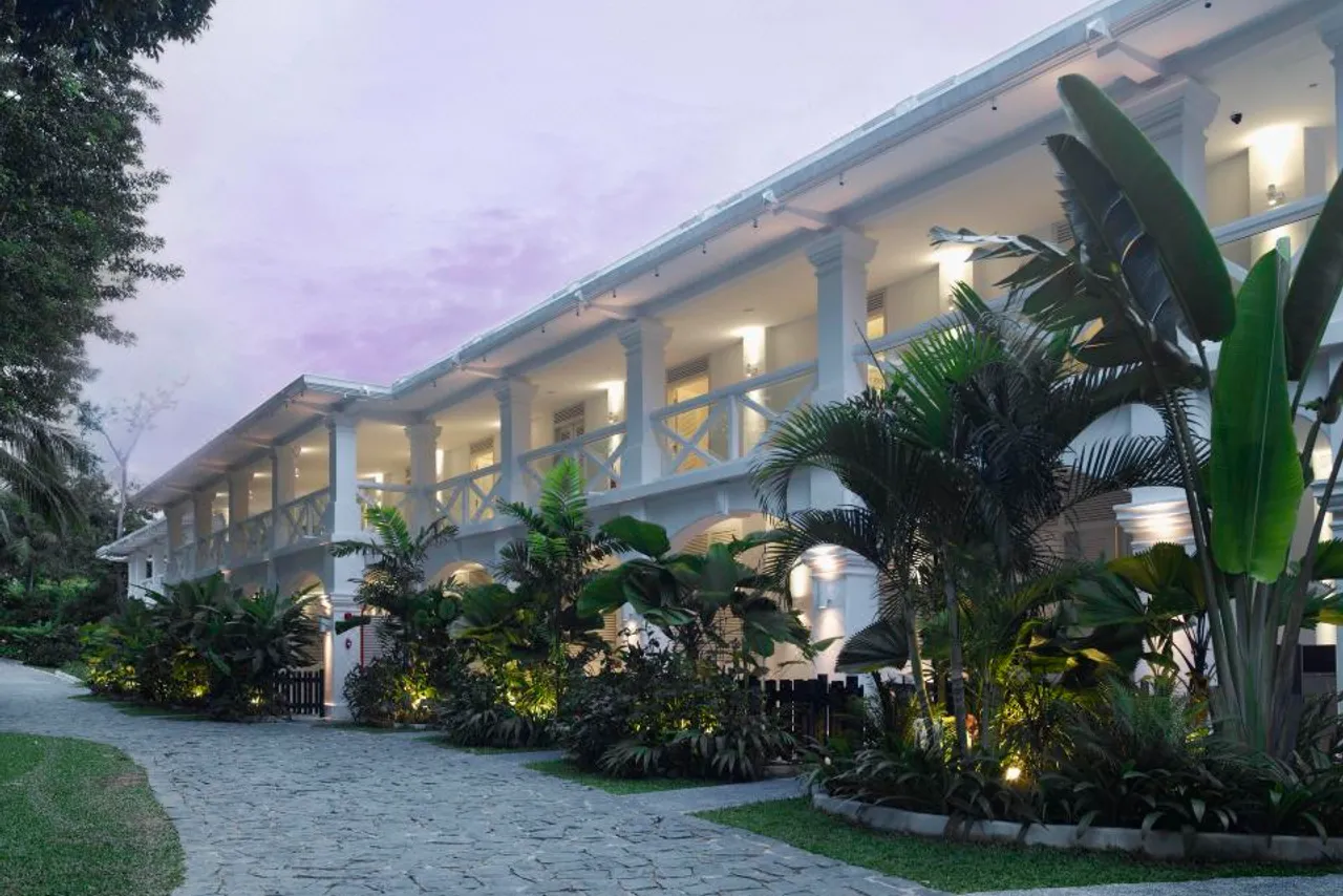 Amara Sanctuary Resort Sentosa — rooms and atmosphere
