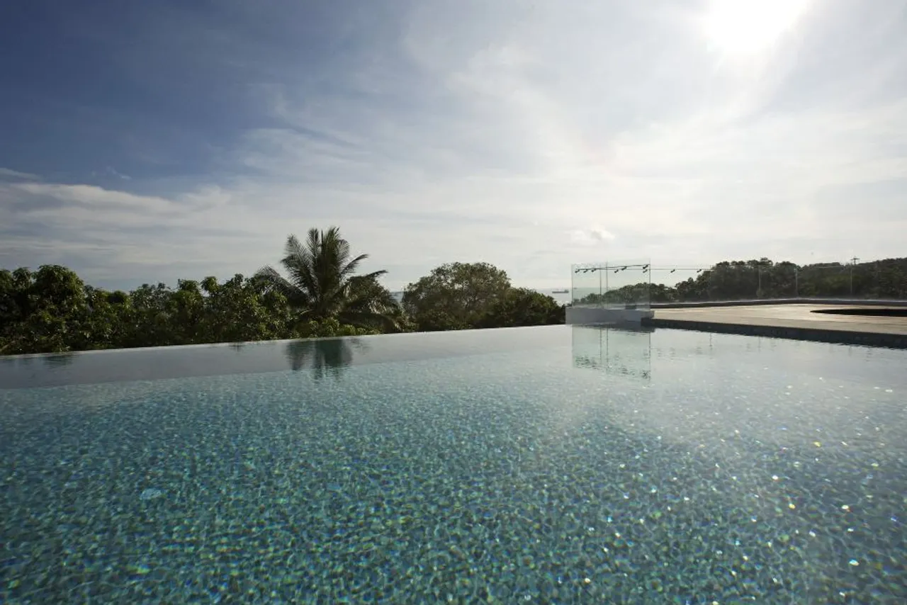 Amara Sanctuary Resort Sentosa — rooms and atmosphere