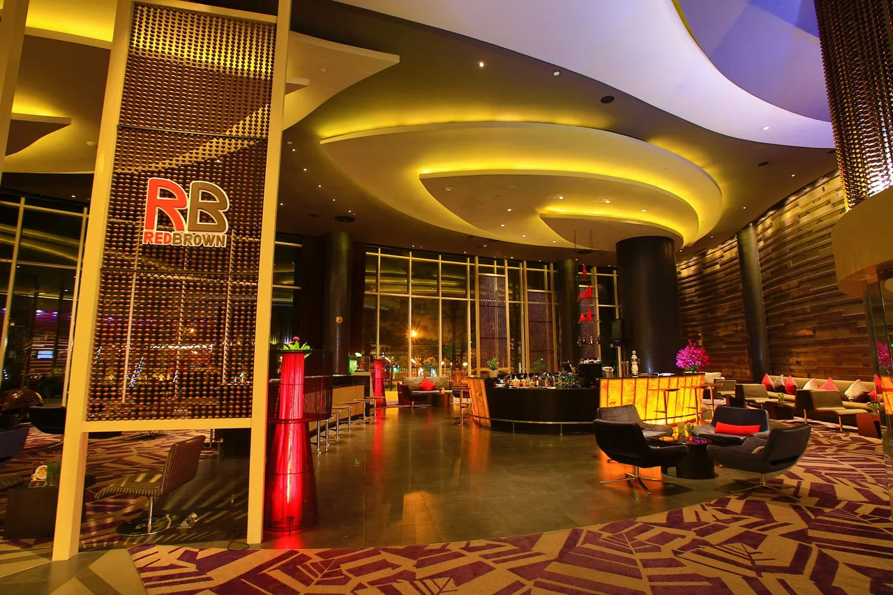 Best Western Premier Amaranth Suvarnabhumi Airport — rooms and atmosphere
