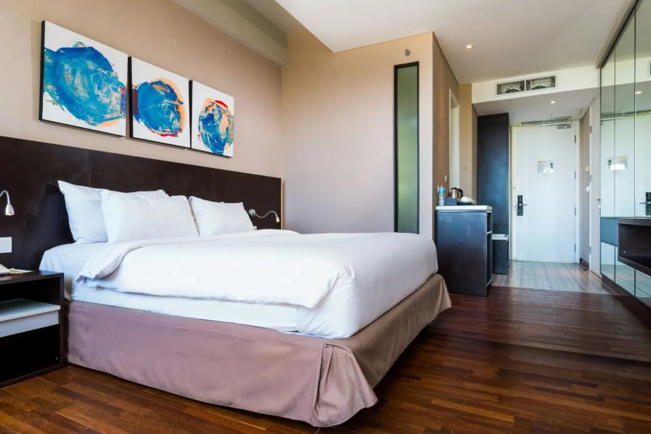 Amarta Hills Hotel and Resort — rooms and atmosphere