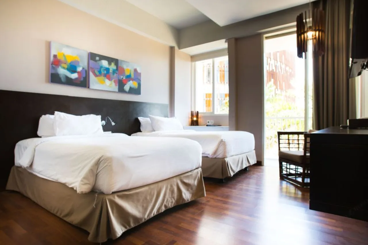 Amarta Hills Hotel and Resort — rooms and atmosphere