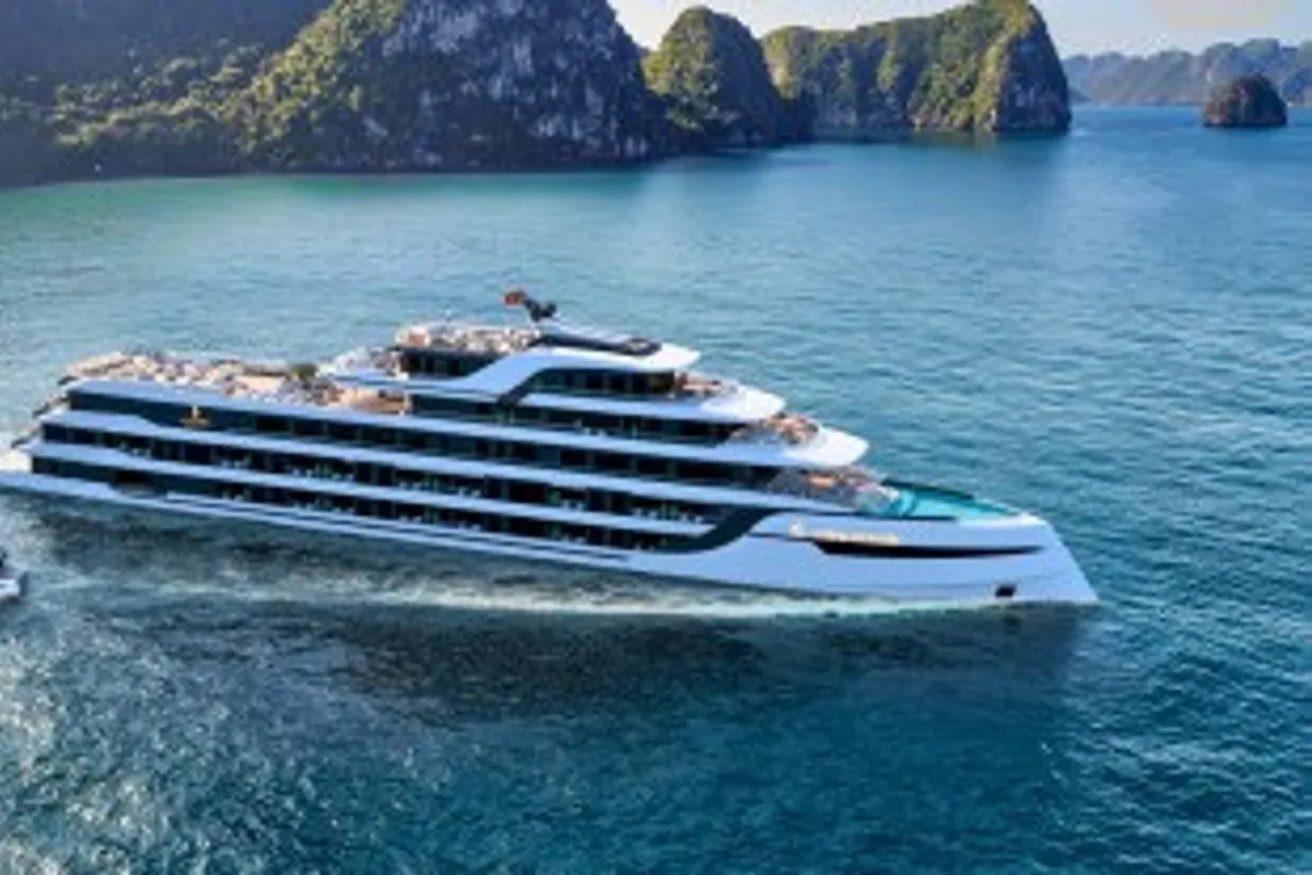 Ambassador Cruise Halong — rooms and atmosphere