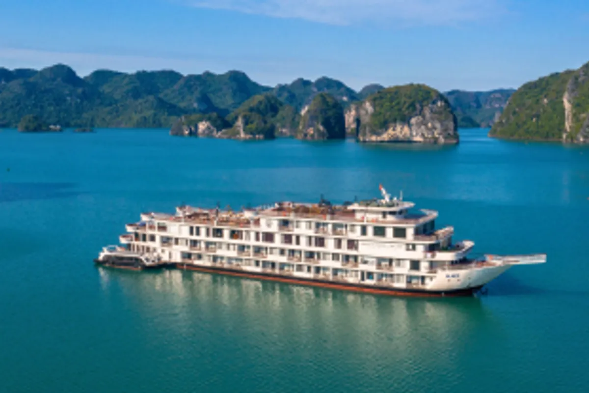 Ambassador Cruise Halong — rooms and atmosphere