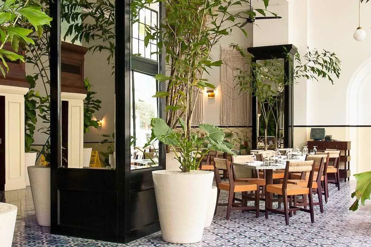 American Trade Hotel — rooms and atmosphere