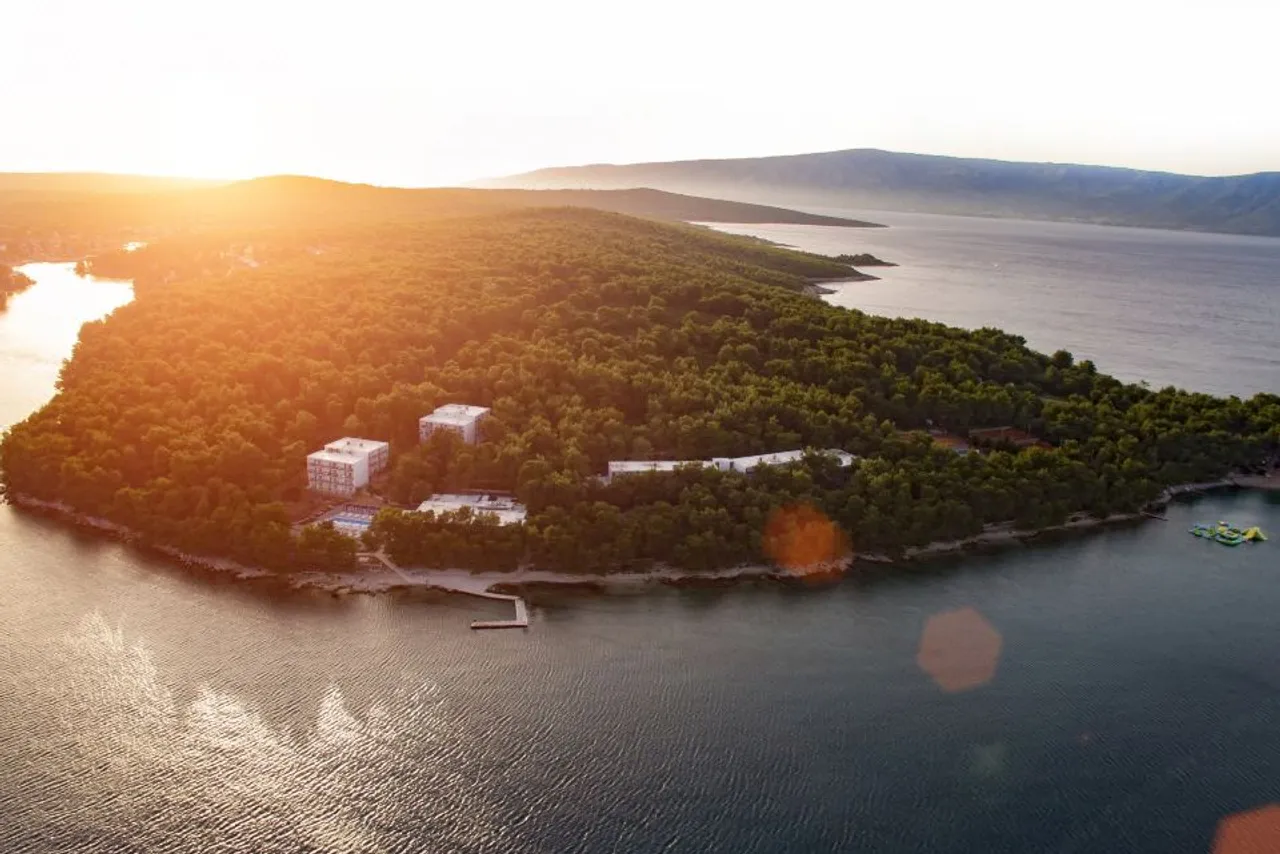 Aminess Senses Resort — rooms and atmosphere