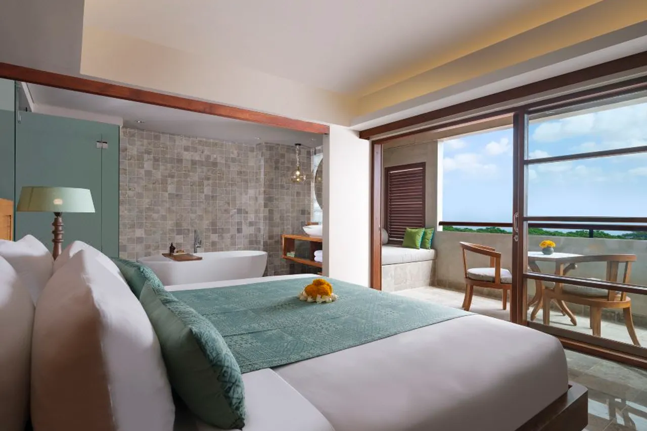 Amnaya Resort Nusa Dua — rooms and atmosphere