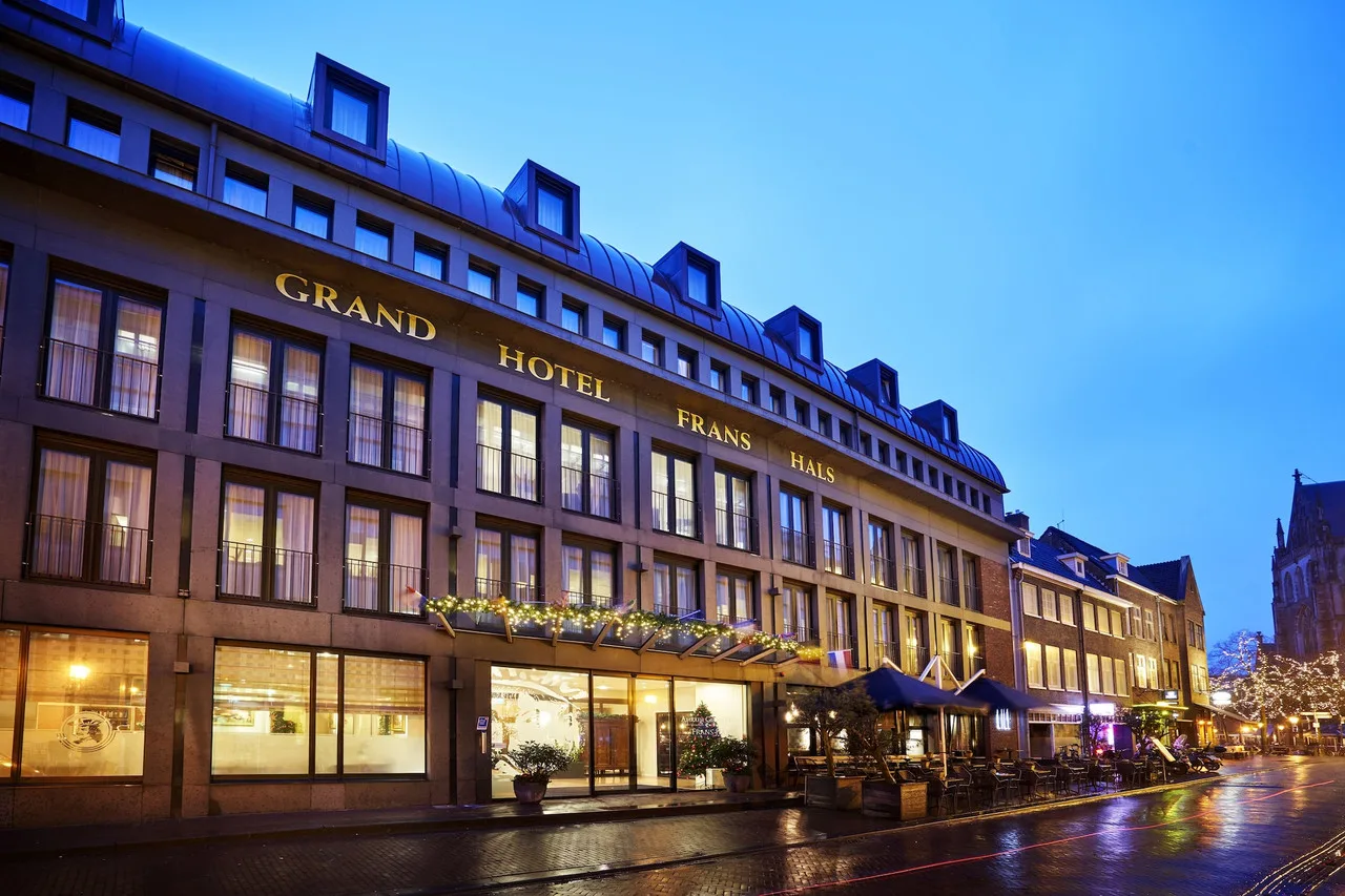 Amrâth Grand Hotel Frans Hals — ฮาร์เลม